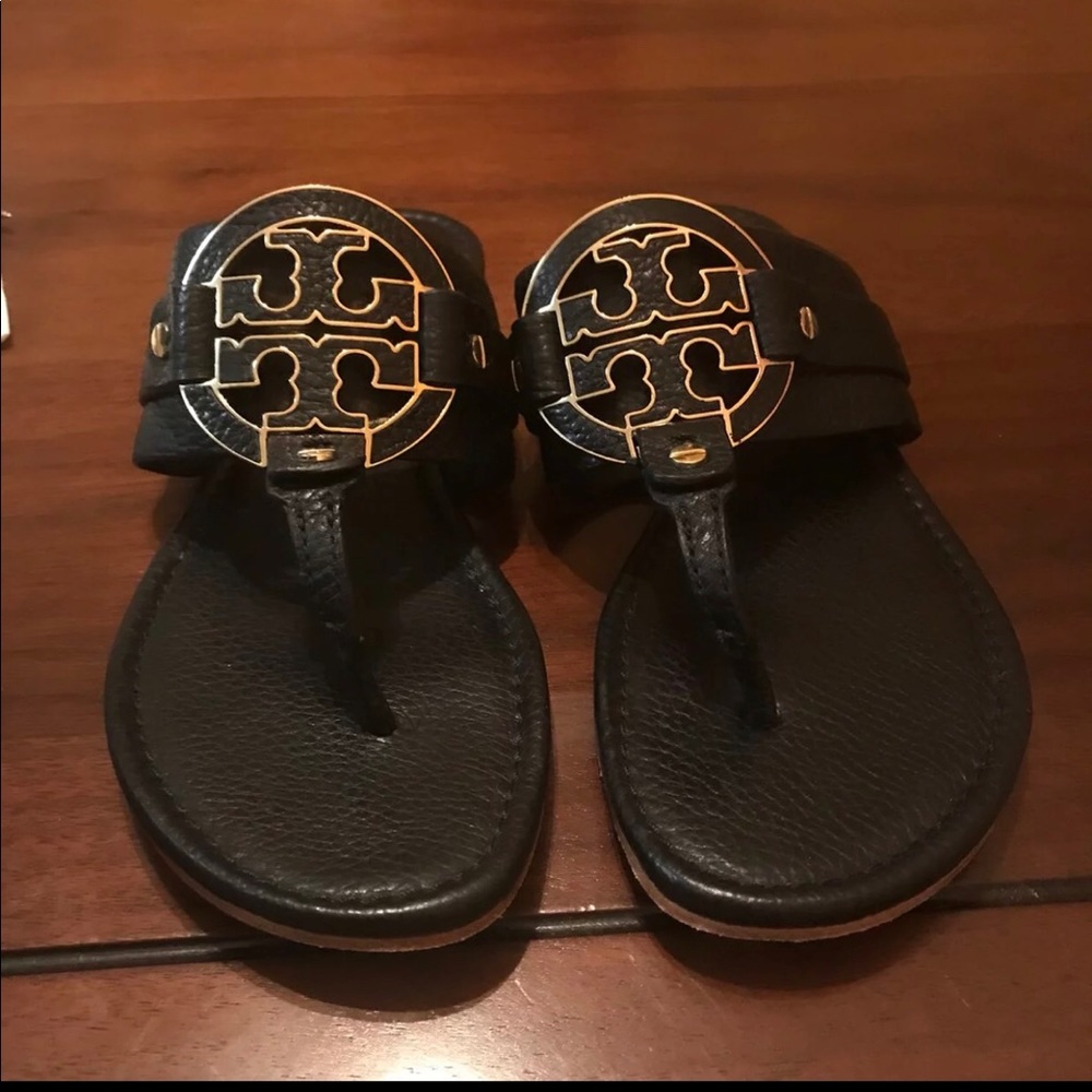 Tory Burch sandal. Size 9.5